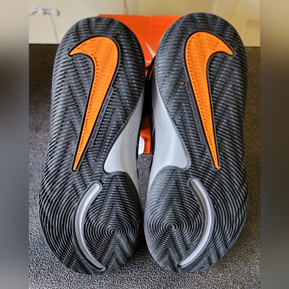 NIB Nike Team Hustle D8 JDI Basketball Print 3.5Y - Picture 3 of 7